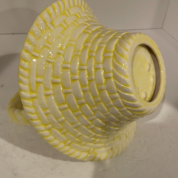 Handmade Vintage 1974 Ceramic Easter Basket - Picture 5 of 5